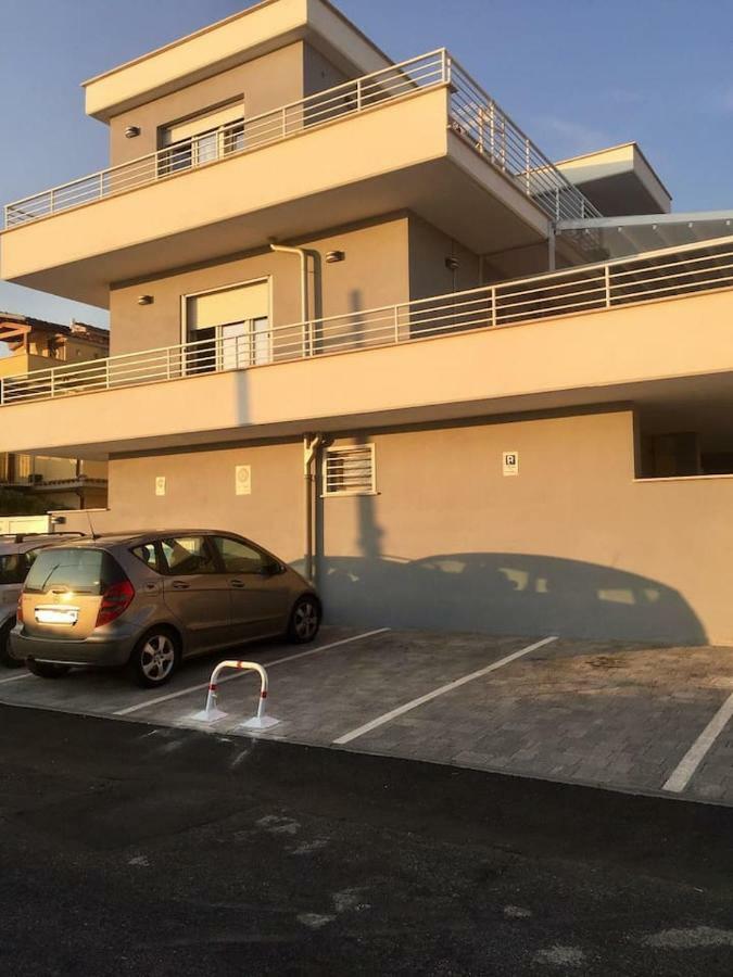 Sunset House Leilighet Fiumicino Eksteriør bilde